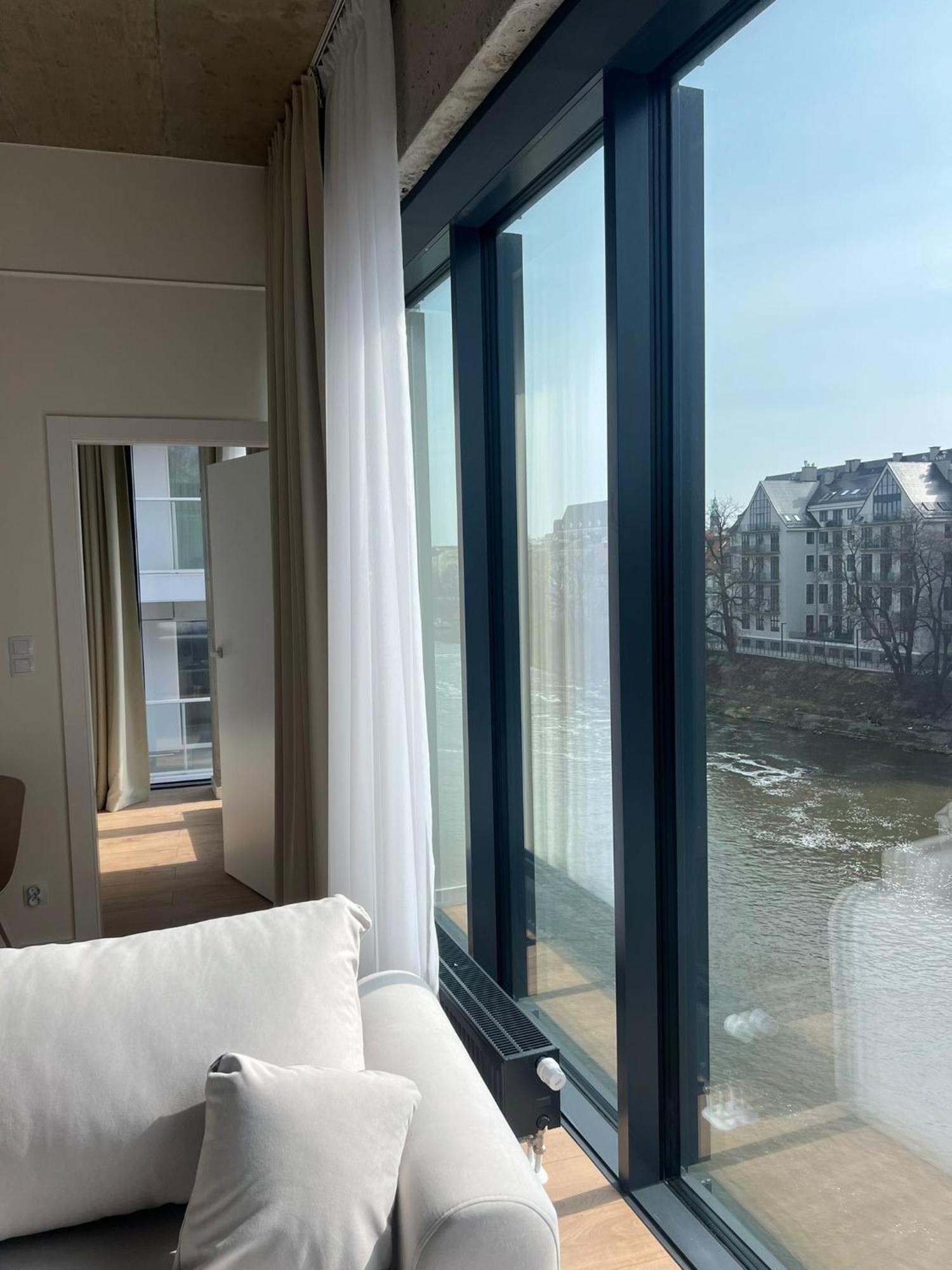 Apartment River Premium *