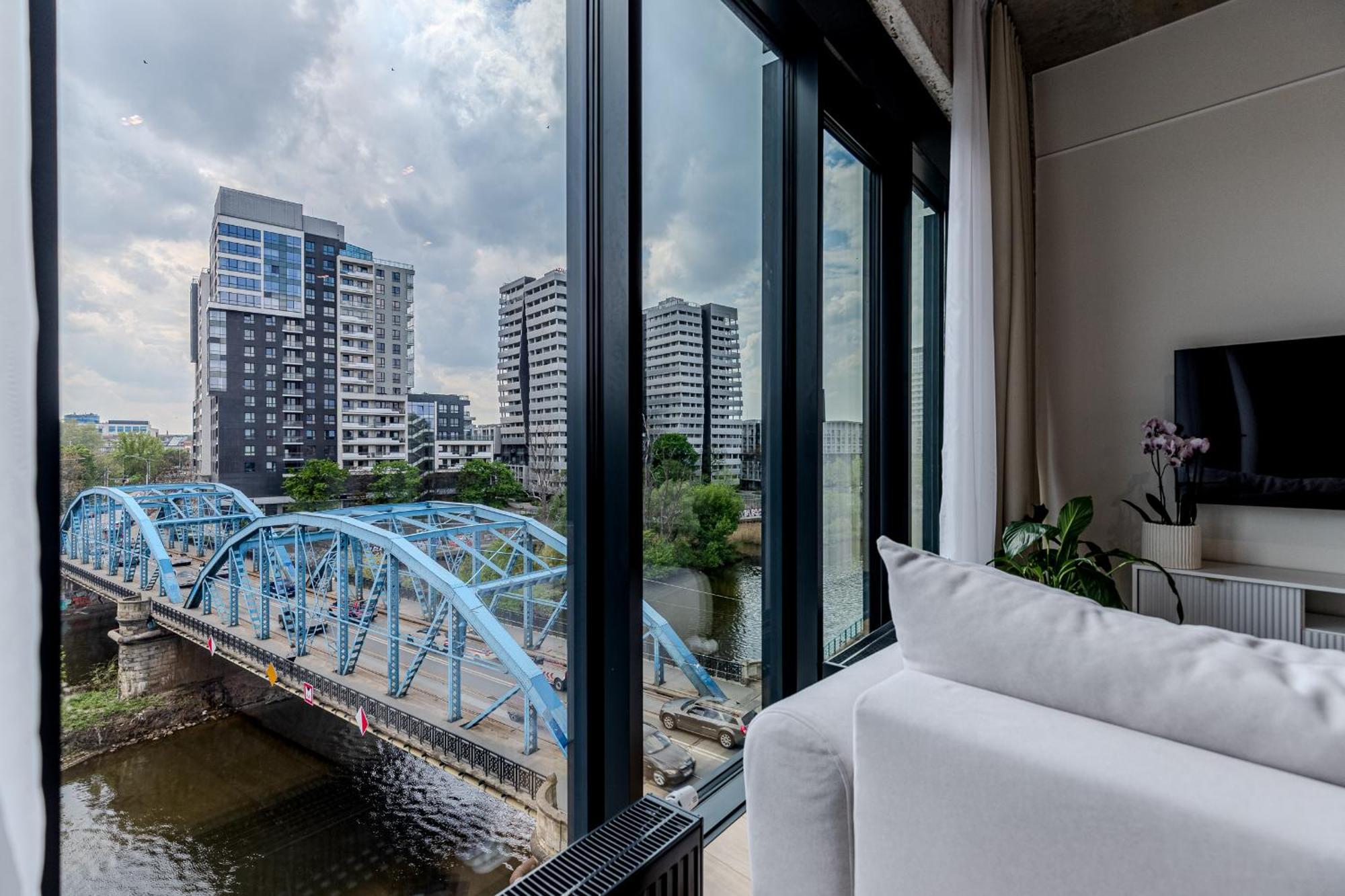 Apartment River Premium